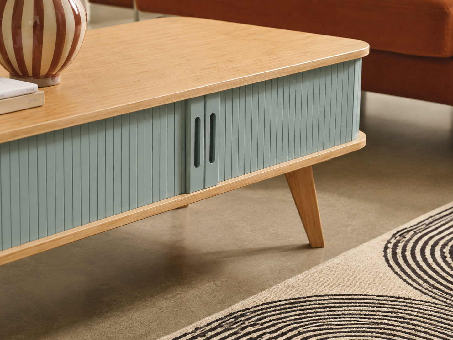 Bamboo Coffee Table with compartement